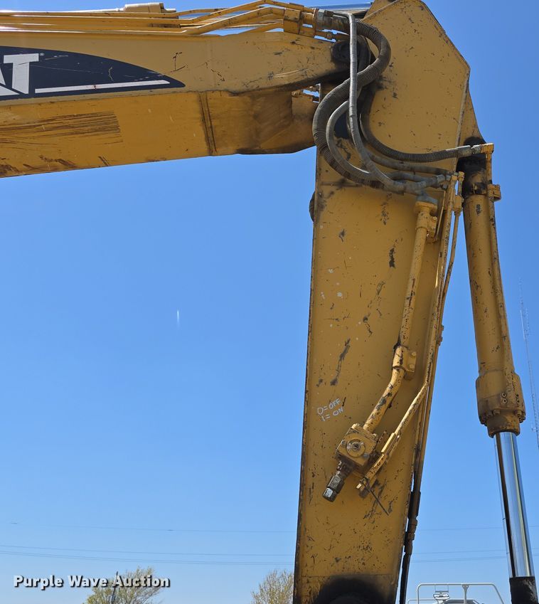 image for item DT6808 2007 Caterpillar 321C LCR excavator