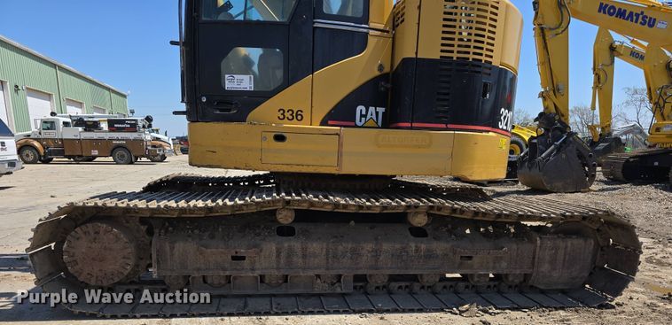 image for item DT6808 2007 Caterpillar 321C LCR excavator