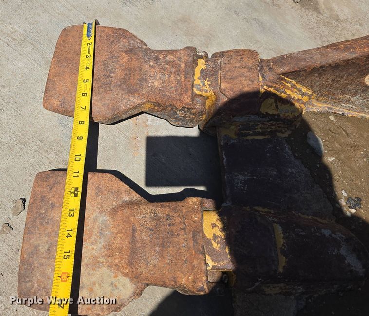 image for item DT6808 2007 Caterpillar 321C LCR excavator