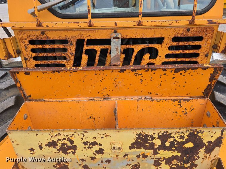 image for item DT6809 1999 Broderson RT-300-2B crane