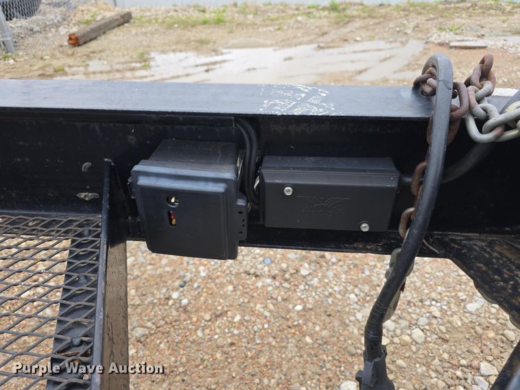 image for item DT6815 2012 PJ equipment trailer