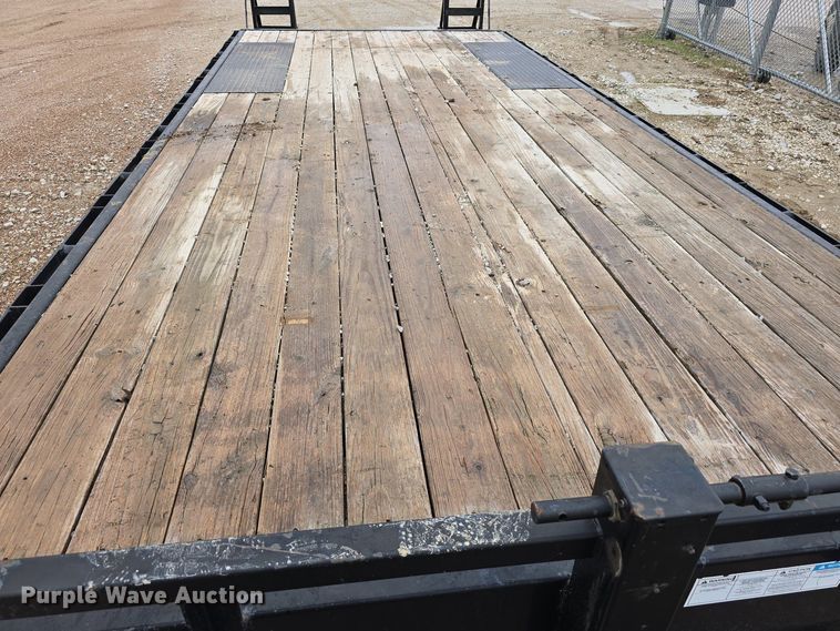 image for item DT6815 2012 PJ equipment trailer