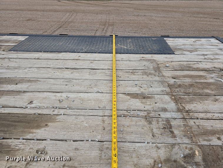 image for item DT6815 2012 PJ equipment trailer