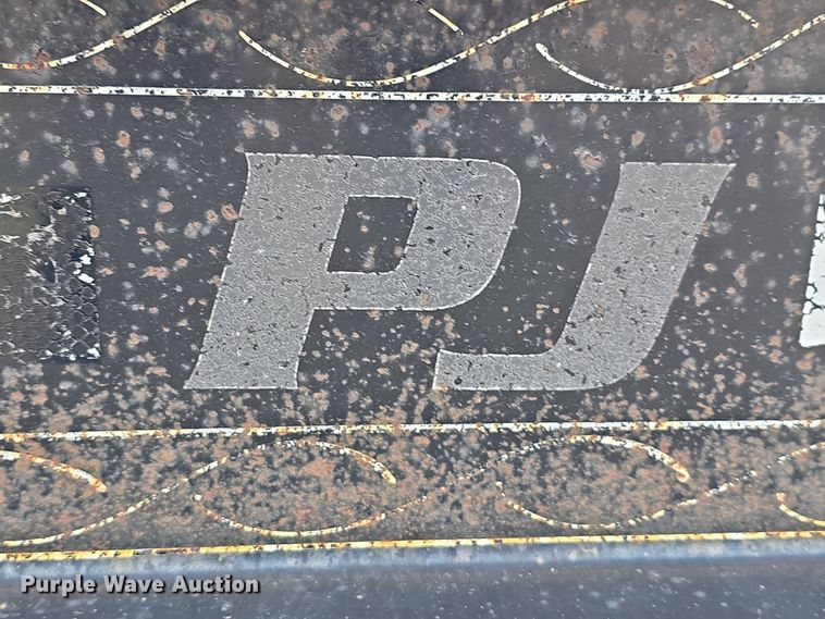 image for item DT6815 2012 PJ equipment trailer