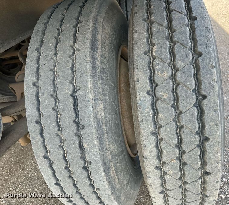 image for item DT7130 1997 Smith Co side dump trailer