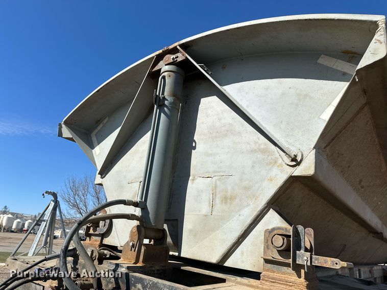 image for item DT7133 1998 Smith Co. side dump trailer