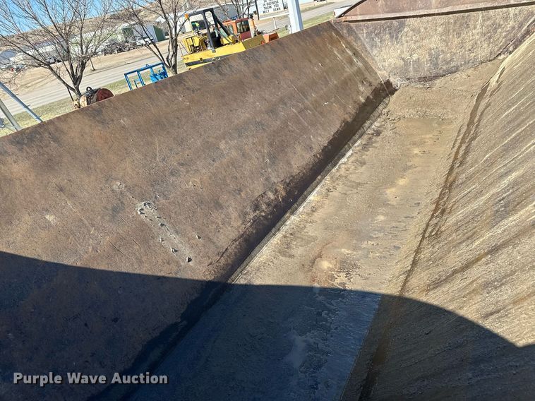 image for item DT7133 1998 Smith Co. side dump trailer