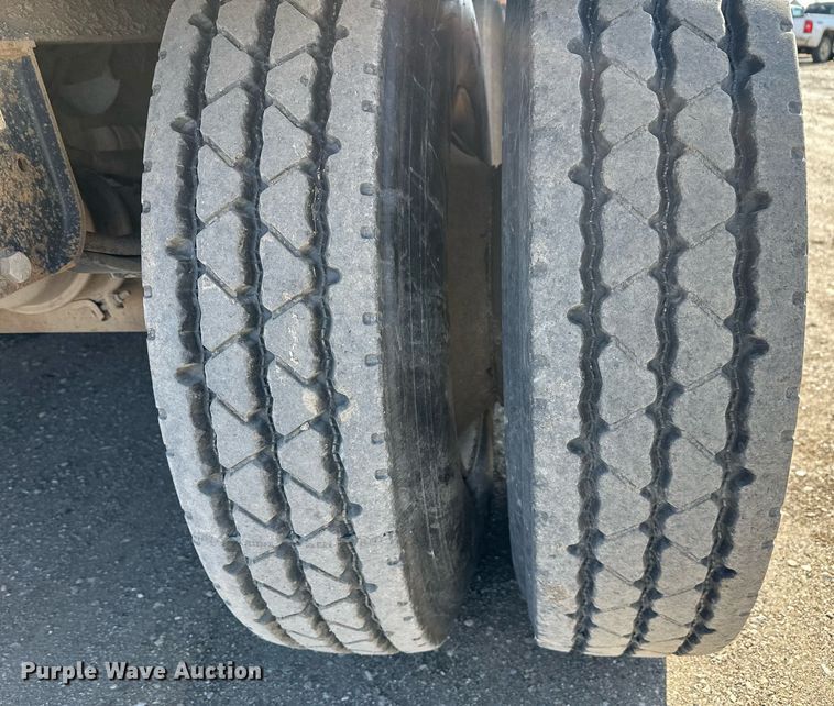 image for item DT7133 1998 Smith Co. side dump trailer