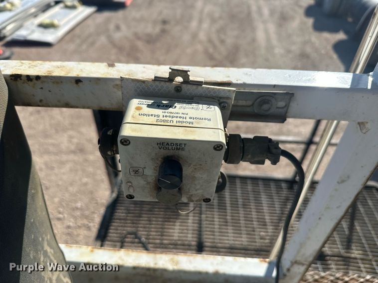 image for item DT7176 2001 GMC T8500 paint striper truck