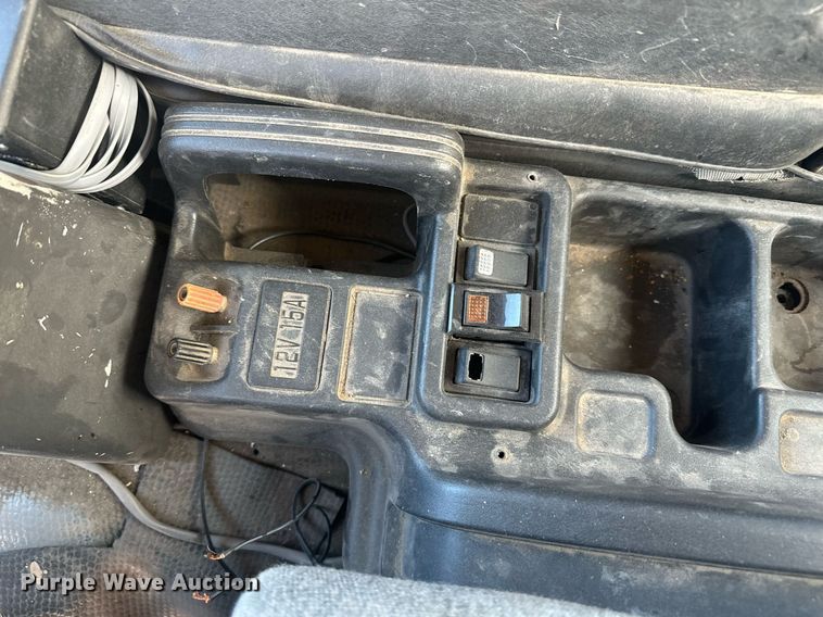 image for item DT7176 2001 GMC T8500 paint striper truck