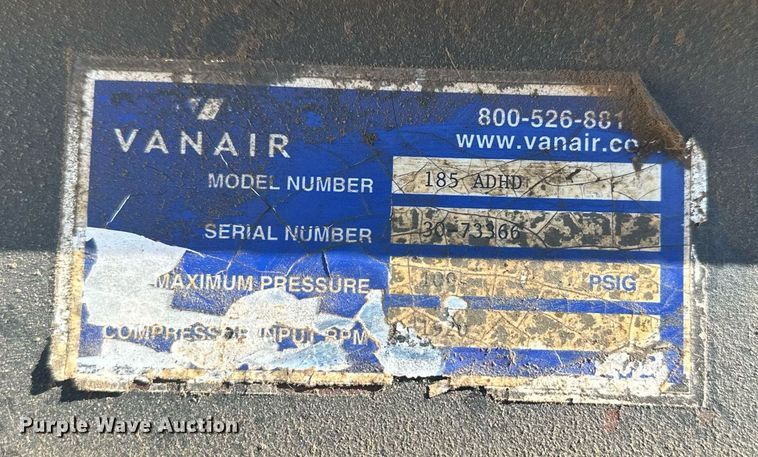 image for item DT7176 2001 GMC T8500 paint striper truck