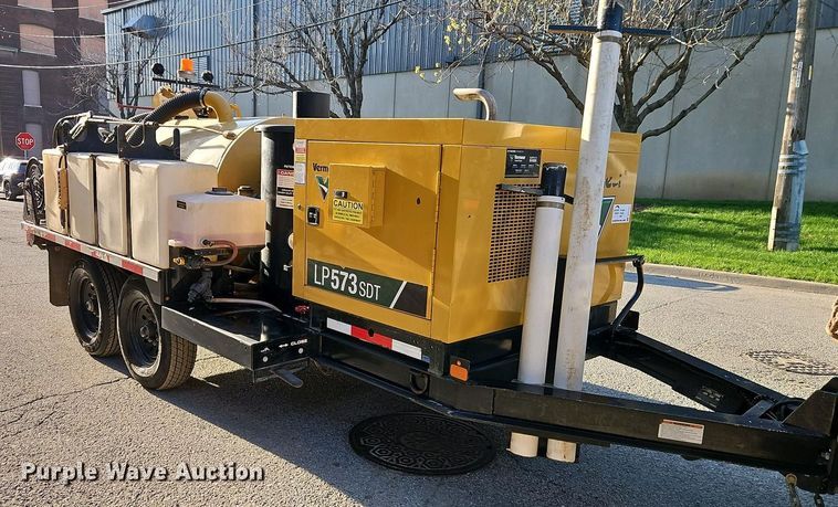 image for item DT7741 2021 Vermeer LP573SDT vacuum excavator