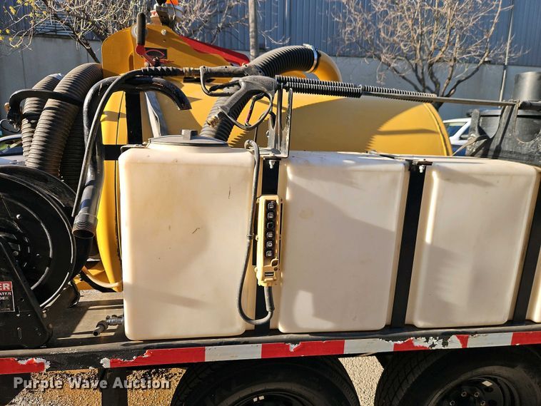 image for item DT7741 2021 Vermeer LP573SDT vacuum excavator