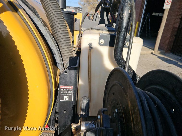 image for item DT7741 2021 Vermeer LP573SDT vacuum excavator