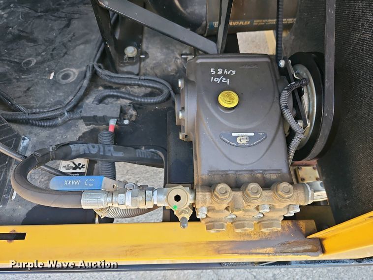 image for item DT7741 2021 Vermeer LP573SDT vacuum excavator