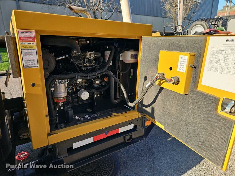 image for item DT7741 2021 Vermeer LP573SDT vacuum excavator