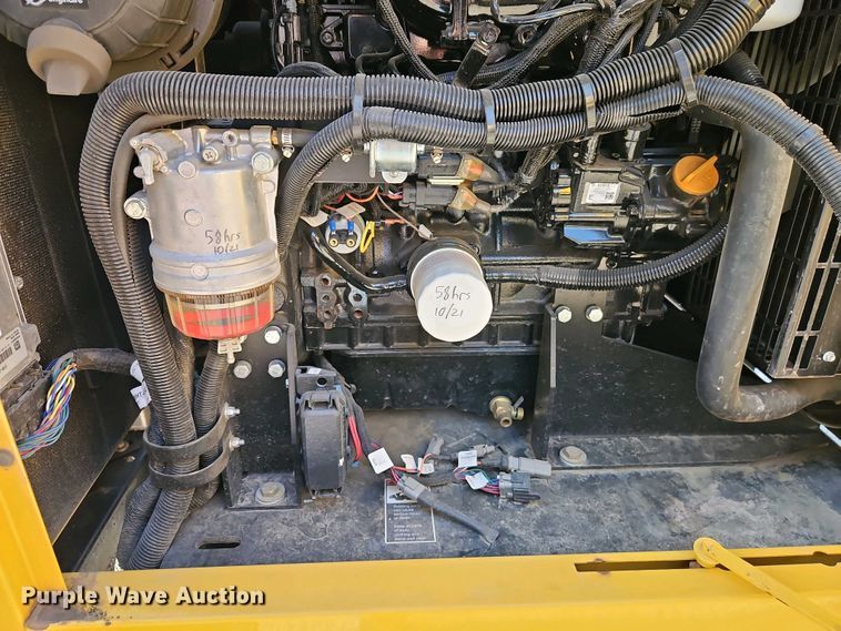 image for item DT7741 2021 Vermeer LP573SDT vacuum excavator