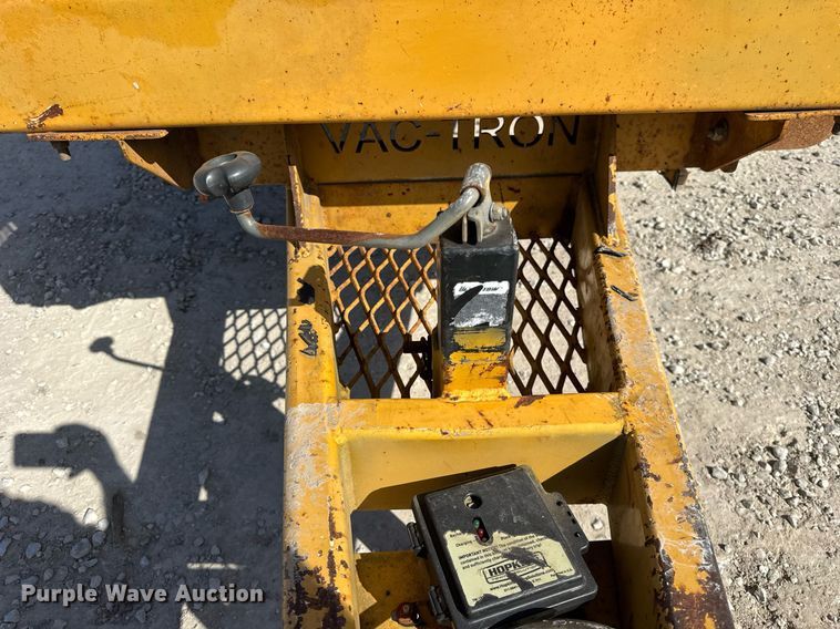 image for item DU3370 Vermeer CS800GT vacuum excavator