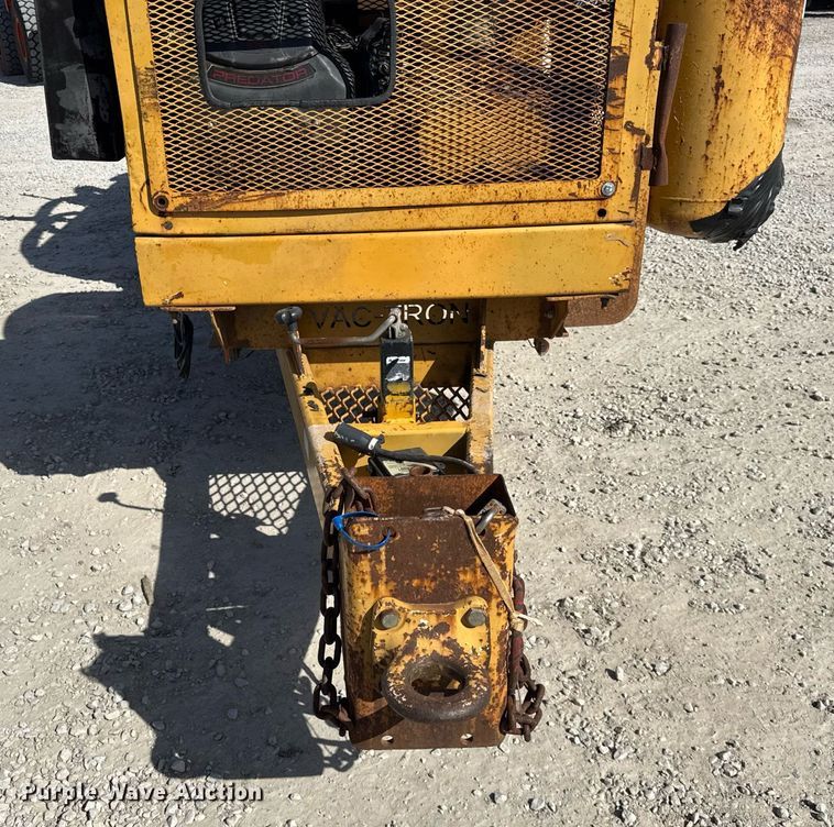 image for item DU3370 Vermeer CS800GT vacuum excavator