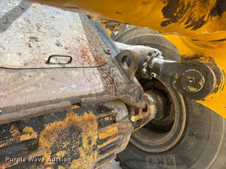 image for item DU3448 2012 Komatsu WA480-6 wheel loader