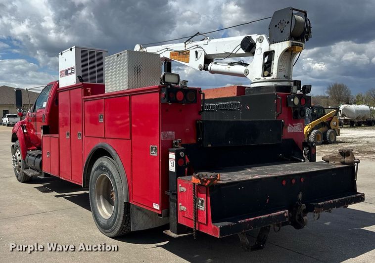 image for item DU3449 2008 Ford F750 Super Duty XLT utility / service truck