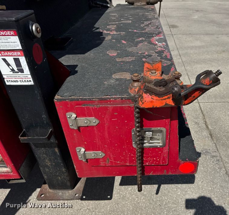 image for item DU3449 2008 Ford F750 Super Duty XLT utility / service truck