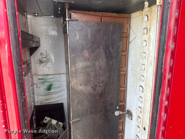 image for item DU3449 2008 Ford F750 Super Duty XLT utility / service truck