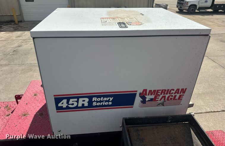 image for item DU3449 2008 Ford F750 Super Duty XLT utility / service truck