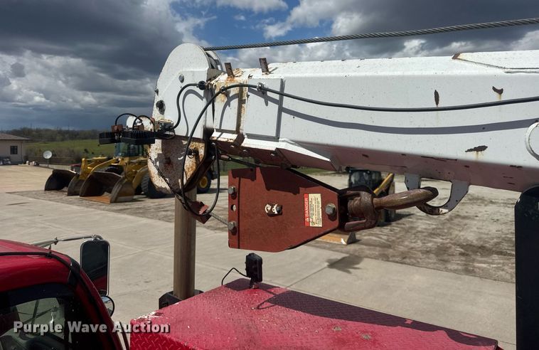 image for item DU3449 2008 Ford F750 Super Duty XLT utility / service truck