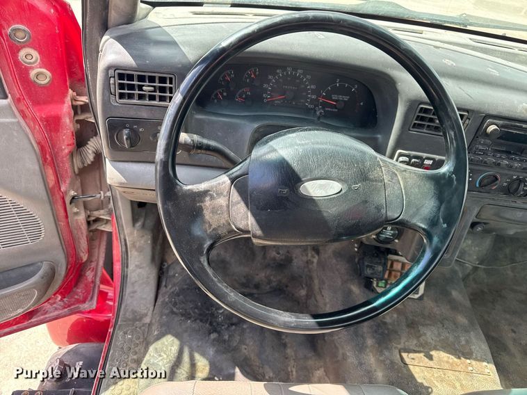 image for item DU3449 2008 Ford F750 Super Duty XLT utility / service truck