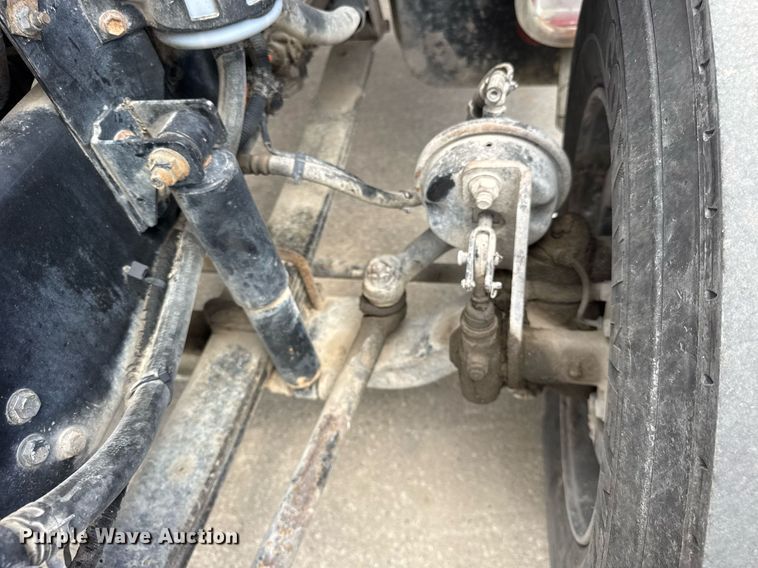 image for item DU3449 2008 Ford F750 Super Duty XLT utility / service truck