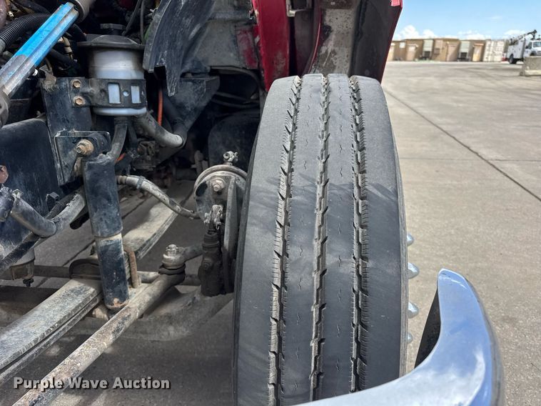 image for item DU3449 2008 Ford F750 Super Duty XLT utility / service truck