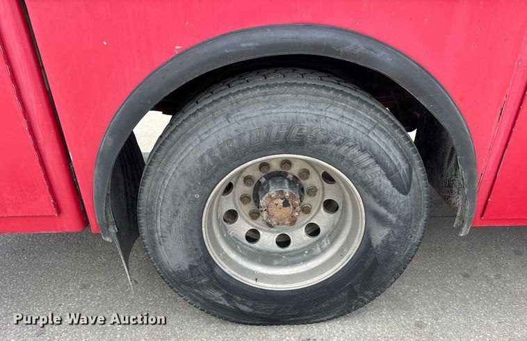 image for item DU3449 2008 Ford F750 Super Duty XLT utility / service truck