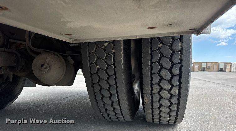 image for item DU3449 2008 Ford F750 Super Duty XLT utility / service truck