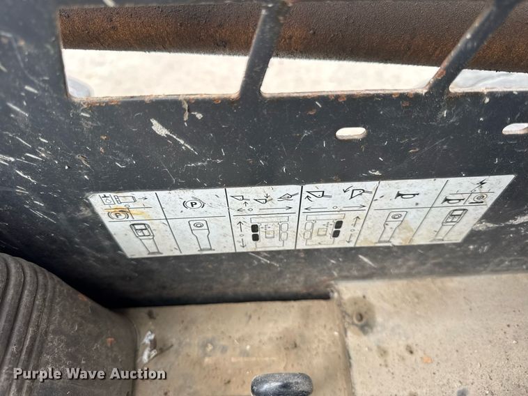 image for item DU3460 2004 Case 40XT skid steer loader