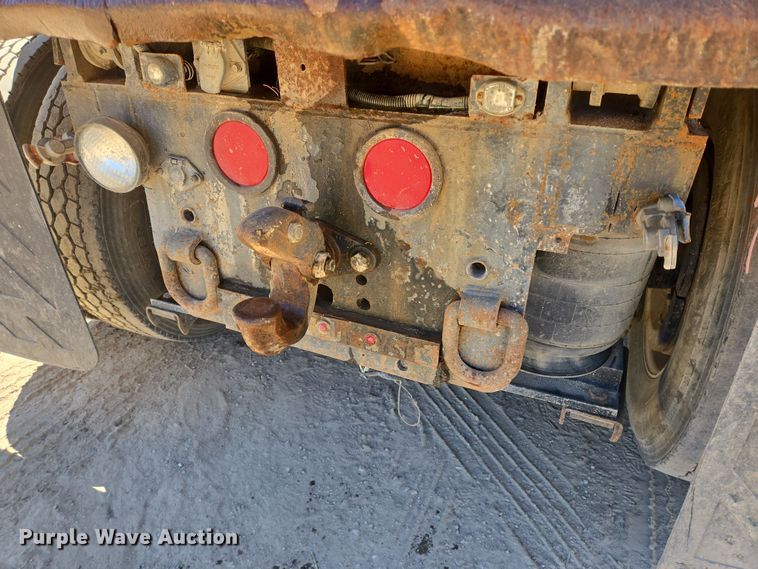 image for item DV1328 2001 Mack CX613 dump truck