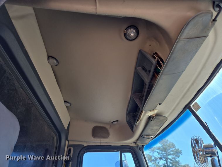 image for item DV1328 2001 Mack CX613 dump truck