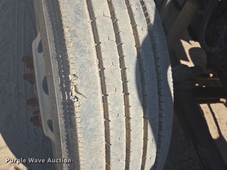 image for item DV1328 2001 Mack CX613 dump truck