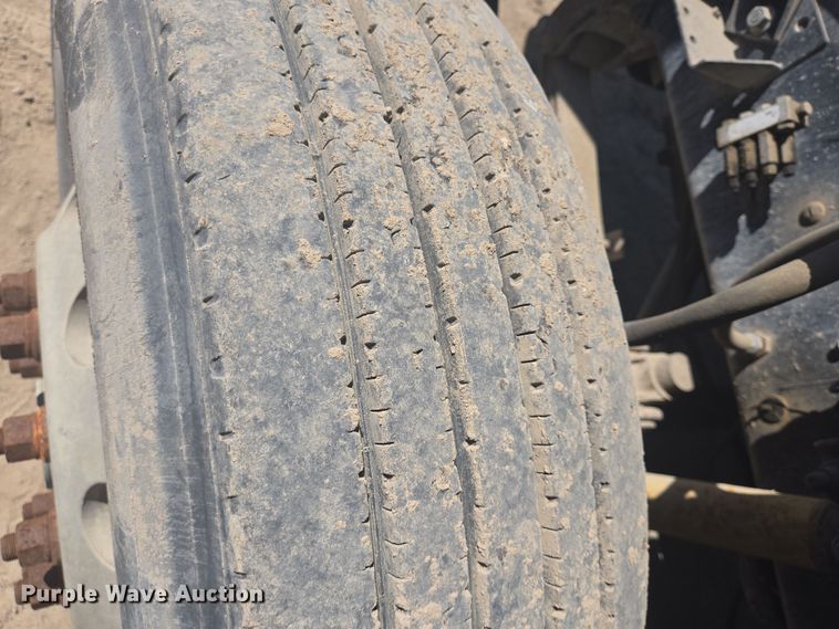 image for item DV1328 2001 Mack CX613 dump truck