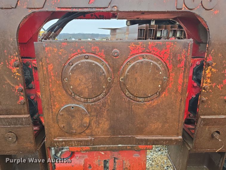 image for item DV1784 HPSI 130 vibratory driver/extractor 