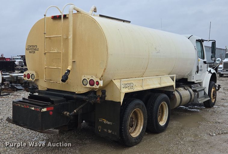 image for item DV1829 2011 Freightliner M2 water truck