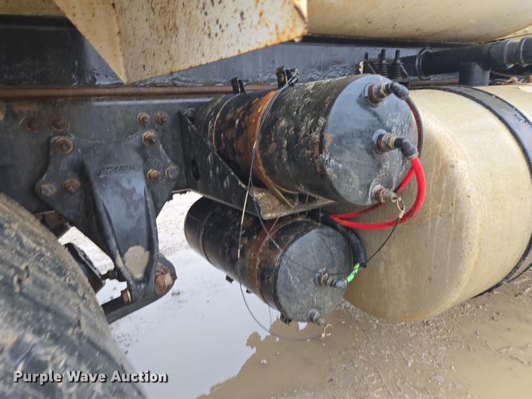 image for item DV1829 2011 Freightliner M2 water truck