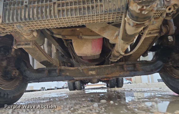 image for item DV1829 2011 Freightliner M2 water truck