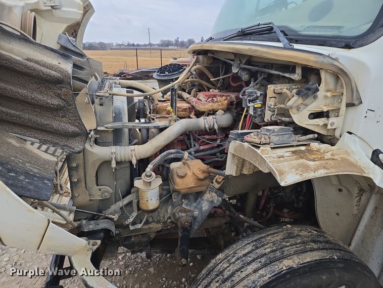 image for item DV1829 2011 Freightliner M2 water truck