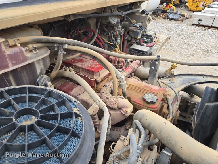 image for item DV1829 2011 Freightliner M2 water truck