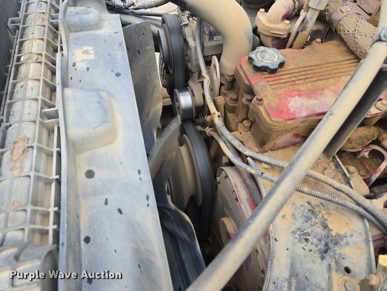 image for item DV1829 2011 Freightliner M2 water truck