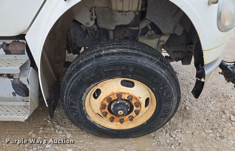 image for item DV1829 2011 Freightliner M2 water truck