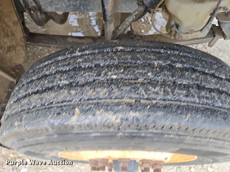 image for item DV1829 2011 Freightliner M2 water truck