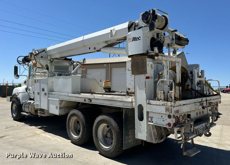 image for item DV1926 2012 Kenworth digger derrick truck