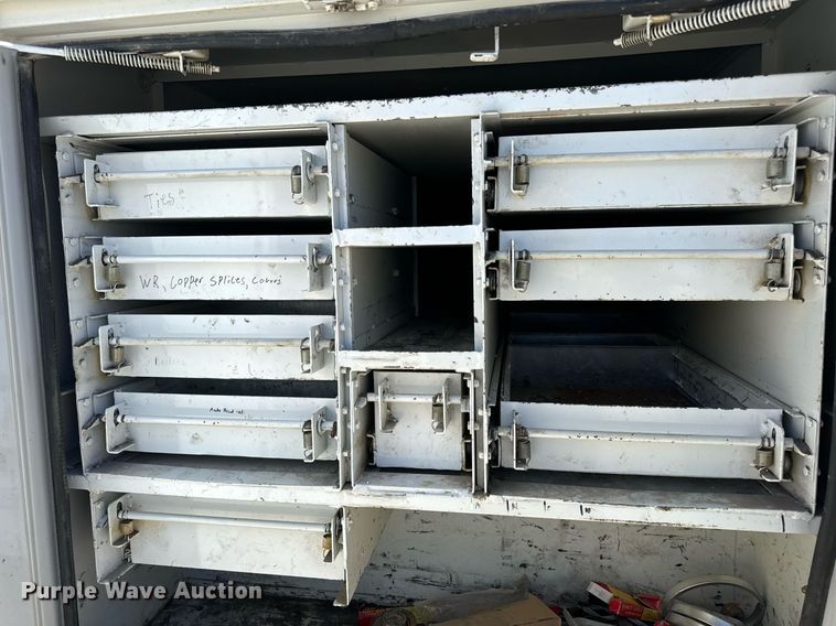 image for item DV1926 2012 Kenworth digger derrick truck